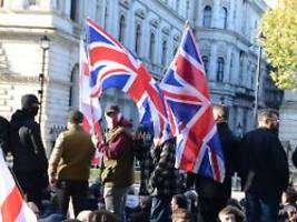 festnahmen in london: nationalisten stören weltkriegs-gedenken