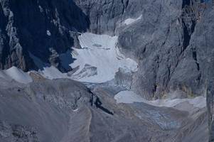 Gletscher vor dem Abschmelzen - Atempause im Sterbeprozess