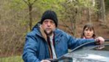 zdf-serie: smudo in «soko stuttgart»: «leiche spielen ist kein ponyhof»