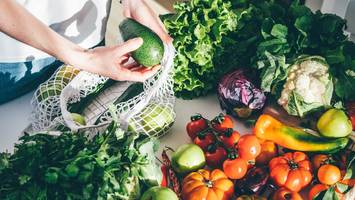 Ernährung bei Demenz - Diese Lebensmittel erhöhen schon in geringen Mengen Ihr Alzheimer-Risiko