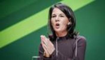Grünen-Parteitag: Annalena Baerbock wirbt für umstrittenen Asylkompromiss