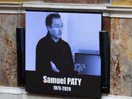 islamist enthauptete samuel paty: frankreich verhandelt nach lehrer-mord gegen teenager