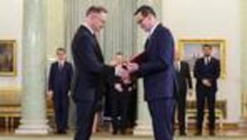 Mateusz Morawiecki: Polens Präsident vereidigt trotz fehlender Mehrheit PiS-Regierung