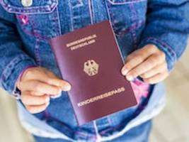 Urlaub mit Kindern: Kinderreisepass wird abgeschafft - und nun?