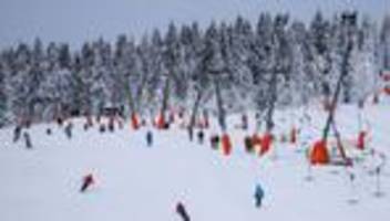 wintersport: skisaison-beginn in altenberg: andere skigebiete ziehen nach