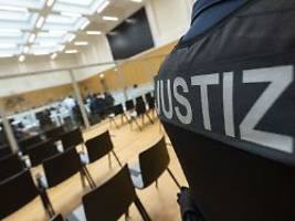 Wollte Bürgerkrieg anzetteln: Lange Haftstrafe für Rädelsführer in Terrorprozess um Gruppe S.