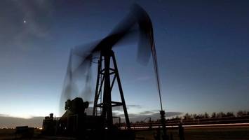 Ölpreise legen vor Treffen der Opec+ weiter zu