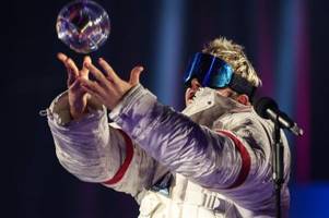 1live krone 2023: ski aggu ist der große gewinner des abends