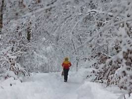 Lawinengefahr in den Alpen: Heftige Schneefälle legen Bayern lahm