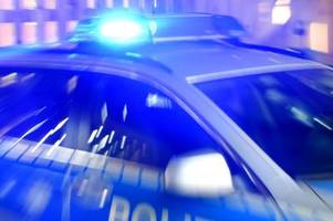 Tote Frau und vier Verletzte bei Unfall auf Bundesstraße