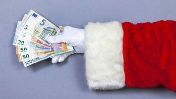 weihnachtsgeld sparen: so viel tagesgeld-zinsen sind möglich