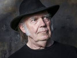 Before and After von Neil Young: Die Welt mag sich weiter drehen