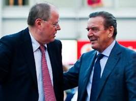 Nochmal einen großen Wurf: Steinbrück: SPD soll sich Vorbild an Schröder nehmen