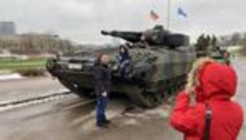 krieg in der ukraine: deutsche rüstungsexporte erreichen rekordwert