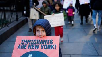 Wahlkampf in der Metropole - Migrations-Streit in den USA: „Dieses Thema wird New York City zerstören“