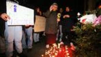 mannheim: menschen demonstrieren gegen polizeigewalt