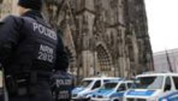 terrorverdacht: weitere festnahmen nach anschlagswarnung am kölner dom