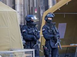 Geplanter Anschlag am Kölner Dom: Polizei nimmt drei weitere Verdächtige fest