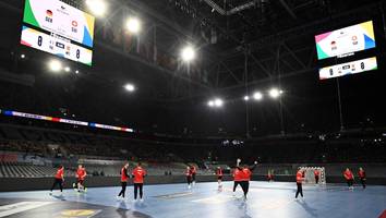 eröffnungsspiel im düsseldorfer fußballstadion - deutsche handballer bauen vor rekord-kulisse auf heimvorteil