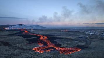 Vulkanausbruch auf Island: Ein Strom aus Lava