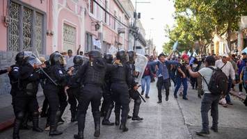 Kongress verzögert Vereidigung des Präsidenten in Guatemala