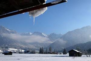 Schnee, Frost und Glätte zum Wochenbeginn in Bayern erwartet