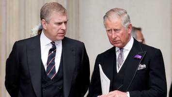 trotz großer anschuldigungen - aus triftigen gründen verstößt die royal family prinz andrew nicht