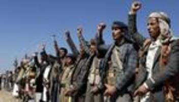 Nahostkonflikt: USA wollen Huthi-Miliz offenbar wieder auf Terrorliste setzen