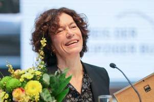 Autorin Anne Weber erhält Annette-von-Droste-Hülshoff-Preis
