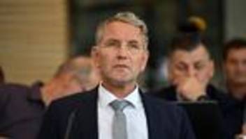 Grundrechtsentzug: Thüringens Innenminister unterstützt Petition gegen Höcke