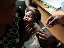 who: historische etappe: erste malaria-impfkampagne startet in kamerun