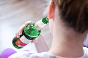 suchtbeauftragter: alkohol ab 14 auch mit eltern untersagen
