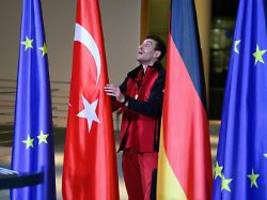 union wirft ampel fehler vor: deutsche erdogan-partei stößt auf massive abwehr