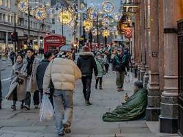 khan verweist auf asylpolitik: london zählt tausende obdachlose
