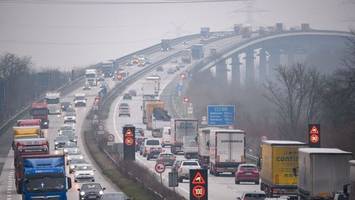 Rader Hochbrücke in Fahrtrichtung Norden am Sonntag gesperrt