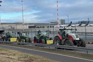 Bauern protestieren am Flughafen Frankfurt
