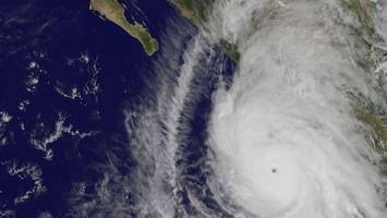 Mehr Wirbelstürme - Forscher wollen Hurrikan-Skala erweitern