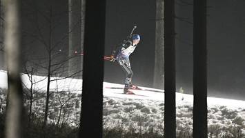 Spurwechsel ohne Ertrag: Franziska Preuß wird im Biathlon-Sprint Sechste