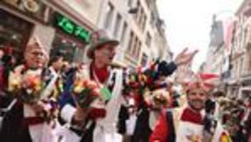 karnevalsumzüge: deutschland feiert rosenmontag