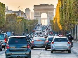 programm für 2024 ausgereizt: zehntausende franzosen leasen e-auto für 100 euro im monat