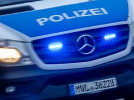 tatverdächtiger in u-haft: polizei findet mutmaßlich entführte 18-jährige im schwarzwald