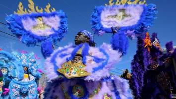 Tausende beim Karneval in New Orleans