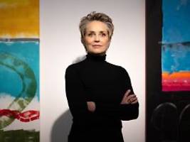 Gemälde in Berlin zu sehen: Sharon Stone greift zum Pinsel