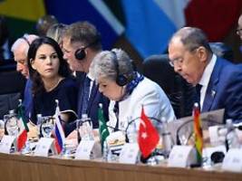 konfrontation bei g20-treffen: baerbock zu lawrow: sie müssen diesen krieg jetzt beenden