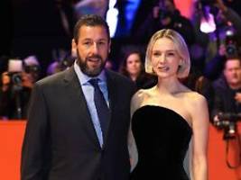 Sci-Fi-Komödie startet 1. März: Adam Sandler verleiht Berlinale Hollywood-Flair