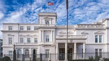hotel im us-konsulat: warum politiker an käufer appellieren