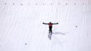 skifliegen: skispringer wellinger fliegt in oberstdorf auf rang sieben