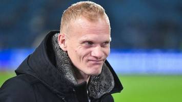 „Bin nicht in Panik“: Geraerts will Schalke-Trainer bleiben