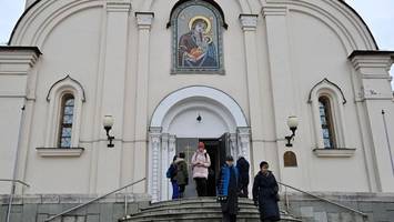 beerdigung von nawalny: strenge regeln vor kirche