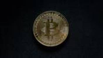 kryptowährung: bitcoin-kurs so hoch wie nie